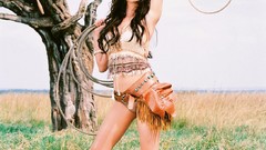 Woman asians Leah Dizon