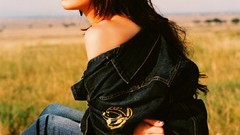 Woman asians Leah Dizon