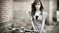 Woman asians models motorbikes Viet Nam