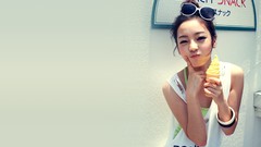 Woman asians singers Korean k-pop Kara (band) Goo Hara