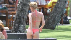 Woman ass Actress hayden panettiere blondes bikini