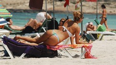 Woman ass bikini Italian voyeur Elena Santarelli