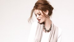 Woman auburn models Red Hat Cintia Dicker