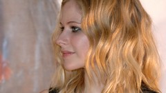 Woman Avril Lavigne