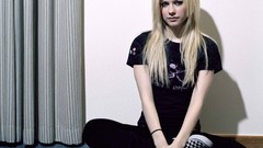 Woman Avril Lavigne singers