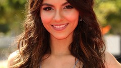 Woman Awards faces victoria justice smiling brown eyes 