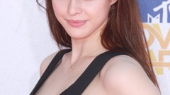 Woman Awards mtv brunettes june alexandra daddario