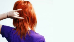 Woman back Celebrity rocks hayley williams paramore singers 