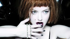 Woman bangs models amanda seyfried
