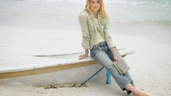 Woman Beaches blondes