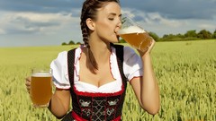 Woman Bears models beers