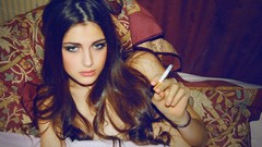 Woman beds blue eyes brunettes