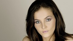 Woman beds brunettes models Ivette Blanche