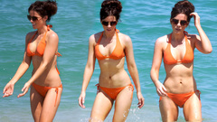 Woman bikini Kate Beckinsale