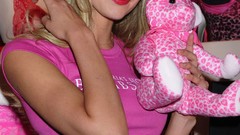 Woman bing models candice swanepoel Victorias Secret