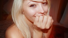 Woman blondes Abigail Halliday