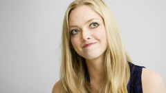 Woman blondes amanda seyfried