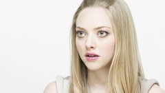 Woman blondes amanda seyfried