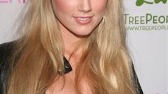 Woman blondes amber heard
