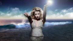 Woman blondes amber heard