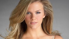 Woman blondes bikini brooklyn decker Sports Illustrated magazine