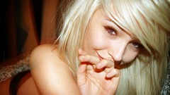 Woman blondes blue eyes
