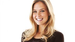 Woman blondes blue eyes brunettes freckles models bar refaeli