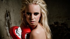 Woman blondes boxing