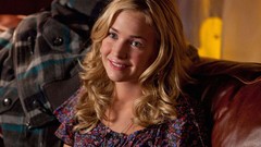 Woman blondes britt robertson