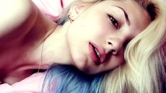 Woman blondes brown eyes Milla