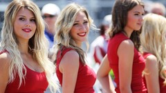 Woman blondes brunettes formula one Grid Girls
