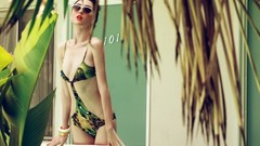 Woman blondes brunettes models