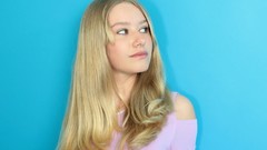 Woman blondes ella looking back Fame Girls Ella-Famegirls