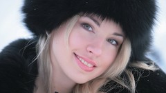 Woman blondes fur hats