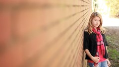 Woman blondes green eyes