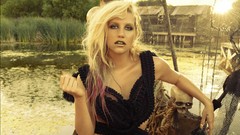 Woman blondes kesha sebert