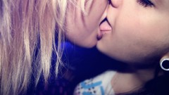 Woman blondes kissing kissing girls lesbians