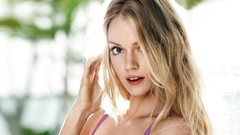 Woman blondes Lindsay Ellingson