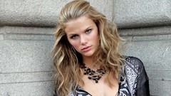 Woman blondes models brooklyn decker