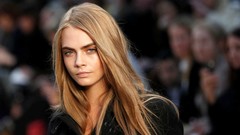 Woman blondes models burberry cara delevingne teen 2014