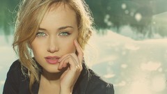 Woman blondes models Chrystelle G-Modl