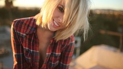 Woman blondes models cleavage alysha nett no bra