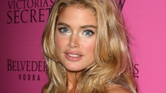 Woman blondes models doutzen kroes
