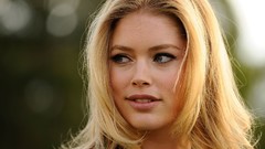 Woman blondes models doutzen kroes