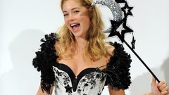 Woman blondes models doutzen kroes