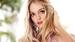 Woman blondes models Lindsay Ellingson
