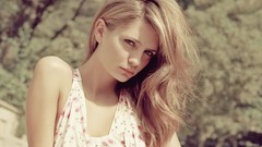 Woman blondes models mischa barton