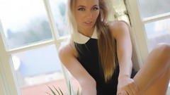 Woman blondes nude boobs Hayley Marie