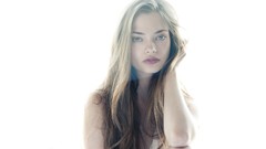 Woman blondes Ryonen Jennifer Sullins