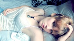 Woman blondes short hair